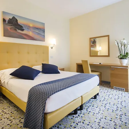 Hotel Grand