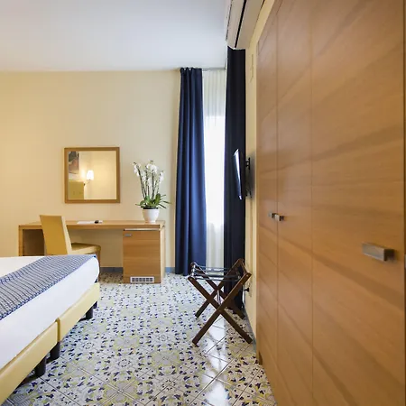 Hotel Grand