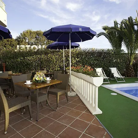 Grand 4* Forte dei Marmi