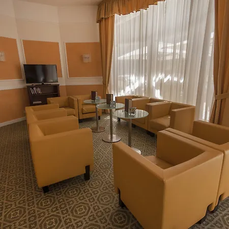 Hotel Grand 4*